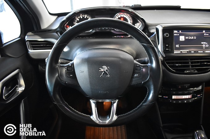 PEUGEOT 2008 PureTech 82 Allure